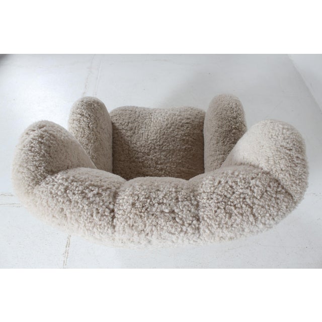 Brown Large Art Deco Danish Lounge Chair in Sheepskin in the style of Fritz Hansen, 1930s For Sale - Image 8 of 11