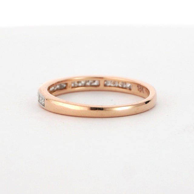18k Gold Diamond Band Ring With 0.57ct Princess-Cut Diamonds For Sale - Image 13 of 18