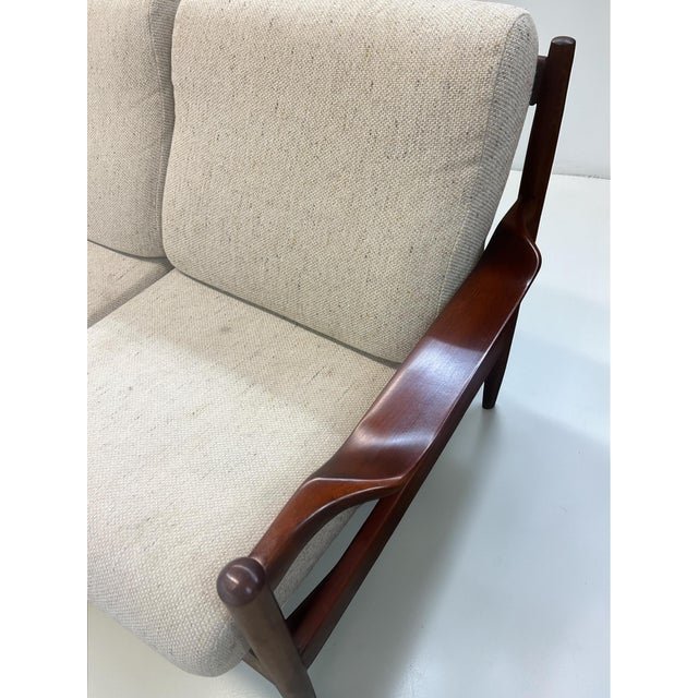 Sculptural Danish Sofa in the style of Arne Vodder & Grete Jalk, Denmark, 1960s For Sale - Image 10 of 15