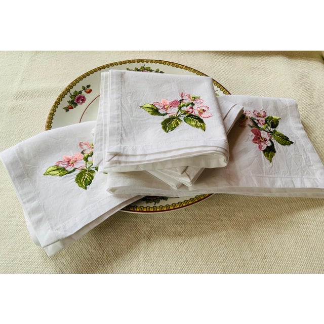 Art Deco French Cherry Blossom Embroidered Cotton Percale Dinner Napkins | Paris Flea Market Find - Set of Four For Sale - Image 3 of 18