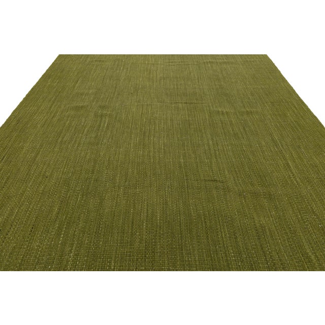 Modern Modern Solid Olive Green Kilim Area Rug – Handmade Flatweave Wool 10x16 For Sale - Image 3 of 11