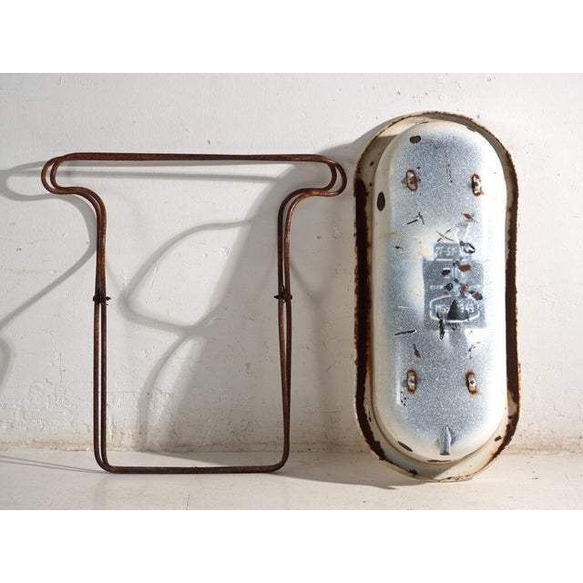 Bathtub in Enamelled Iron, Central Europe, 1950 For Sale - Image 14 of 15