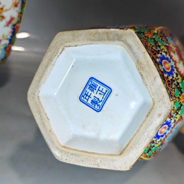 Art Deco Mid 20th Century Famille Rose Hexagonal Porcelain Vases With Bird and Floral Motifs - Set of 2 For Sale - Image 3 of 9