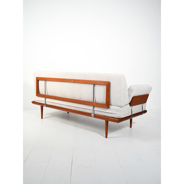 Brown Minerva Sofa with Armrests by Peter Hvidt & Orla Mølgaard-Nielsen for France & Søn, 1960s For Sale - Image 8 of 15