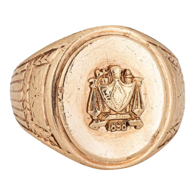 Antique Victorian Signet Ring Family Crest c1898 Sz 8 1/2 10k Yellow Gold Men's For Sale