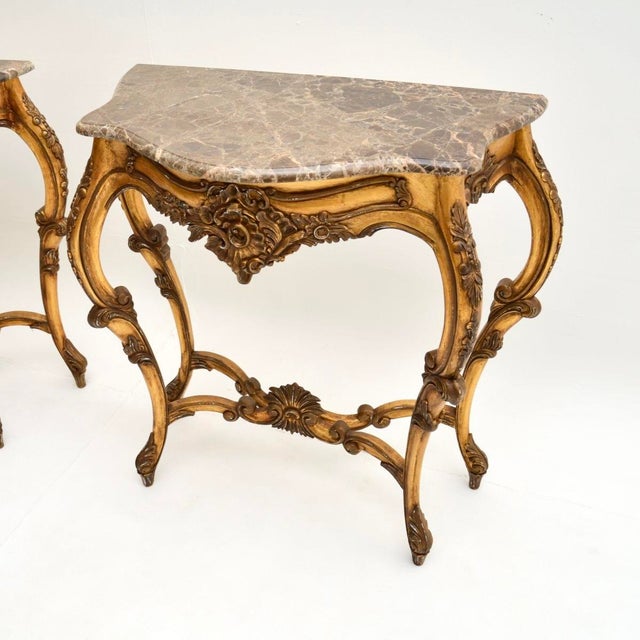 Gold Vintage French Console Tables in Gilt Wood with Marble Tops, 1950, Set of 2 For Sale - Image 8 of 13