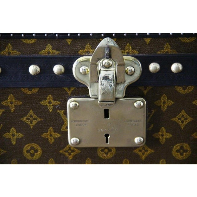 Antique Shoe Trunk from Louis Vuitton, 1920s For Sale - Image 4 of 18