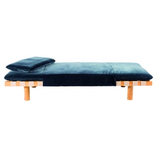 Pallet Daybed 4400G-ON in Dark Grey Velvet and Natural Wood by Sebastian Herkner for Pulpo For Sale