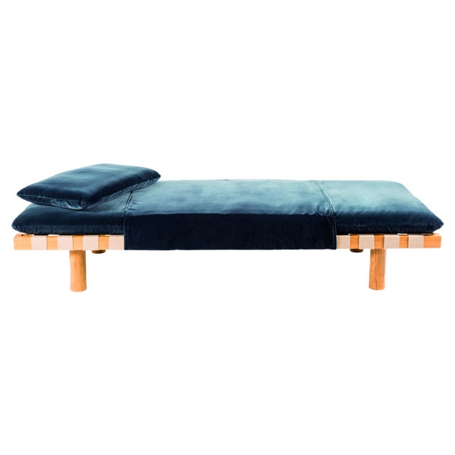 Pallet Daybed 4400G-ON in Dark Grey Velvet and Natural Wood by Sebastian Herkner for Pulpo For Sale