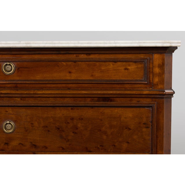 Mid 19th Century 19th Century French Louis Philippe Burl Walnut Commode W/ Carrara Marble For Sale - Image 5 of 18