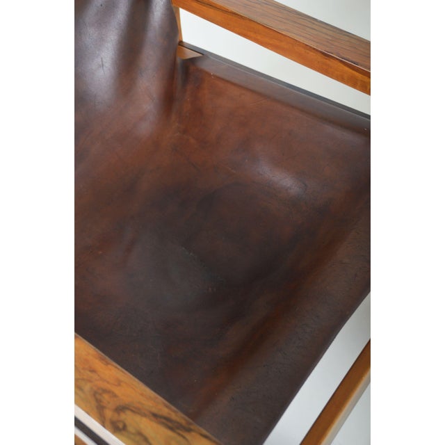 French Armchairs in Olive Wood and Saddle Leather, 1970s, Set of 2 For Sale - Image 13 of 16