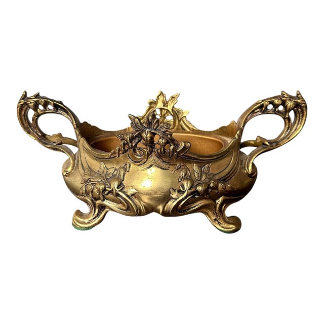 Antique Art Nouveau Brass Jardinière Cachepot With Floral Relief & Pierced Handles, C. 1900–1920 For Sale