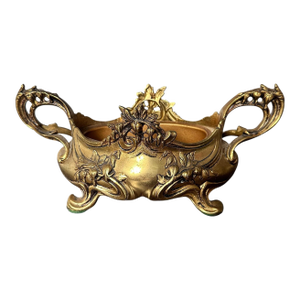 Antique Art Nouveau Brass Jardinière Cachepot With Floral Relief & Pierced Handles, C. 1900–1920