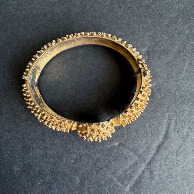 Metal Vintage Monet Hinged Bangle Bracelet Textured Gold Tone Statement For Sale - Image 7 of 12