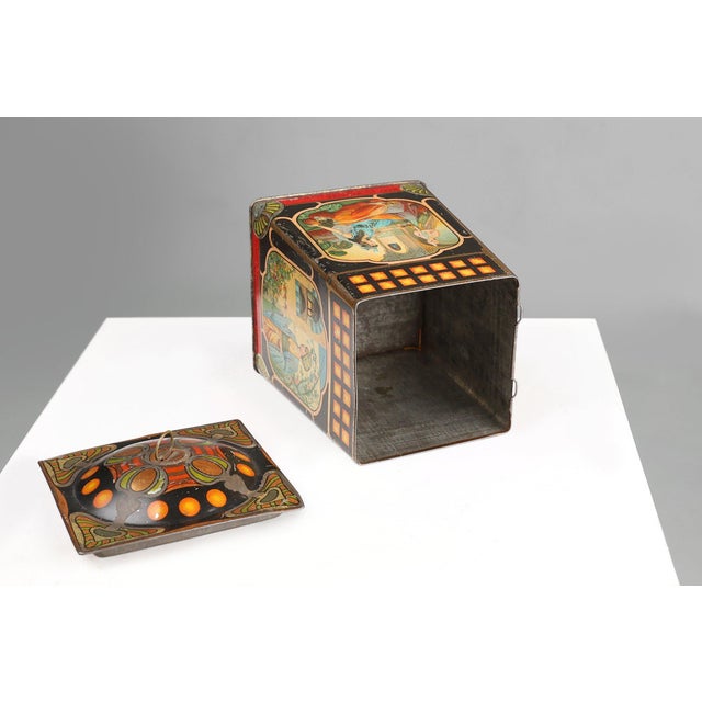 Antique Art Nouveau Tin Box by De Beuckerlaer, 1890s For Sale - Image 5 of 10