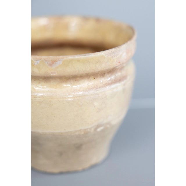 Petite 19th Century French Yellow Glazed Confit Pot For Sale In Houston - Image 6 of 7