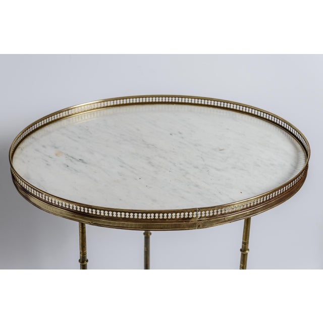 French White Marble Top and Brass Gallery Top End Table, Brass Legs For Sale - Image 4 of 10