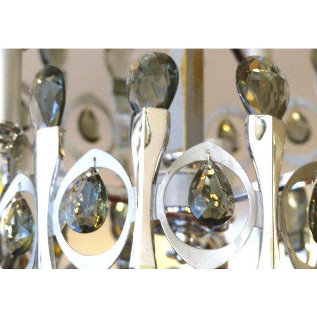 Gaetano Sciolari Gaetano Sciolari Silver Metal Chandelier With Faceted Smoke Glass Prisms For Sale - Image 4 of 6