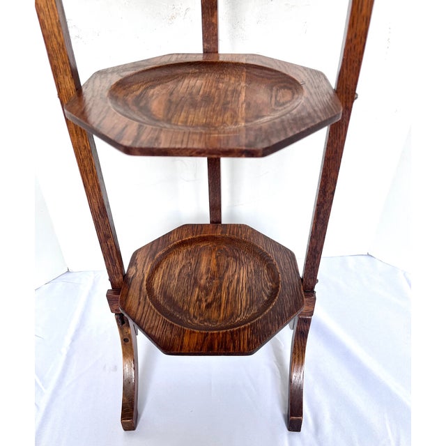 Early 20th Century Antique Edwardian Quartersawn Oak 3-Tier Folding Cake Stand For Sale - Image 5 of 16