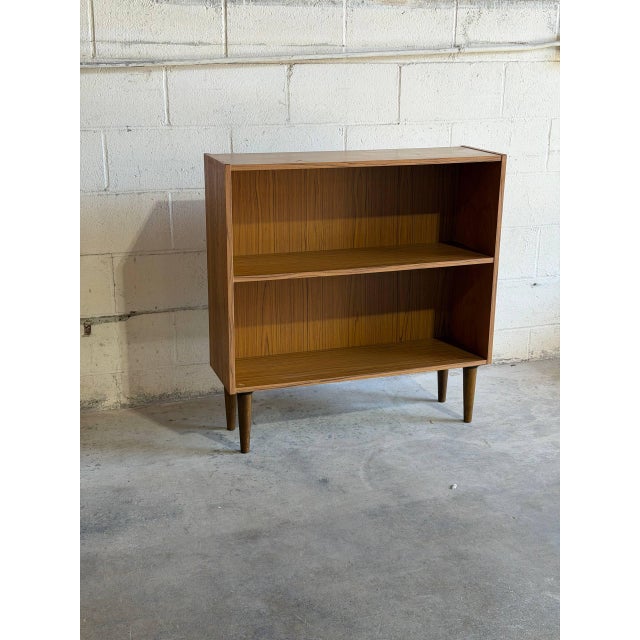 Mid-Century Modern Vintage Danish Modern Teak Bookcase Display Shelf Cabinet Mid Century Scandinavian Storage For Sale - Image 3 of 10