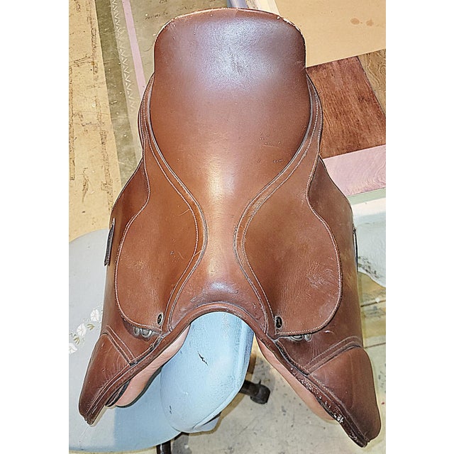 English 1990s English Riding Saddle by EquiRoyal For Sale - Image 3 of 8