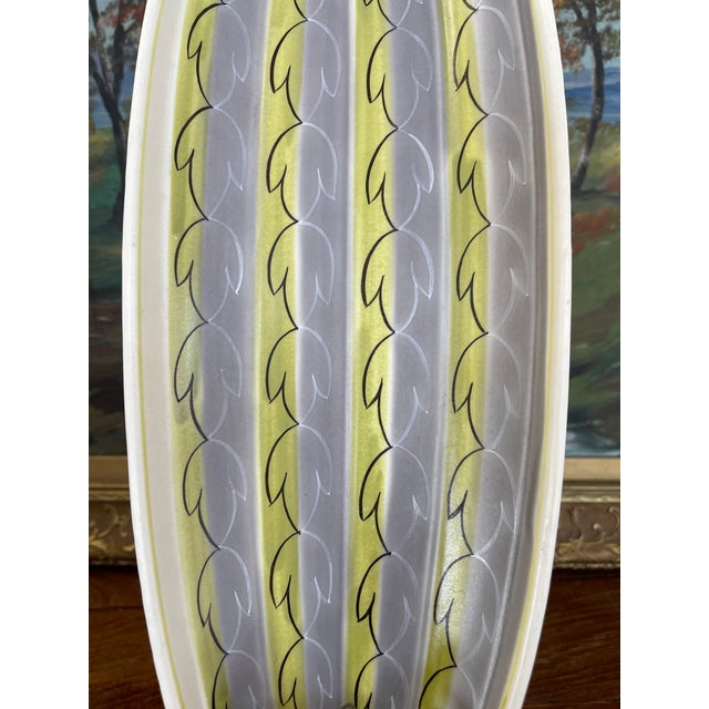 Vintage Mid-Century Modern Poole Pottery England Oval Serving Dish - Abstract Leaf Pattern, Yellow and Gray For Sale - Image 10 of 10