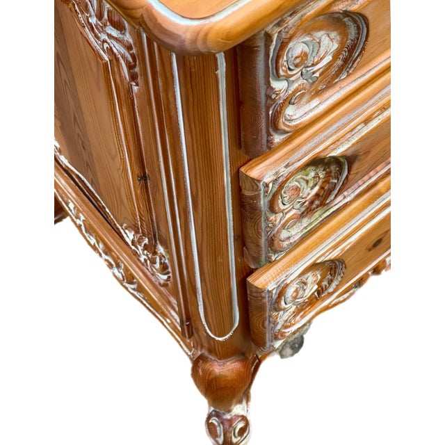 French Country Louis XV Style Whitewashed Commode For Sale In New York - Image 6 of 12