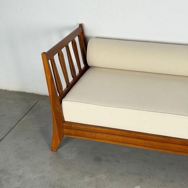 Cherrywood Daybed with Long Bolster by Gio Ponti for Italbed, 1950 For Sale - Image 10 of 12