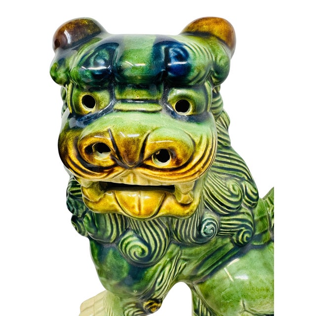 Grandmillennial 12” Mid-Century Japanese Shishi Foo Dogs in Vivid Sancai Glaze - Pair For Sale - Image 11 of 18