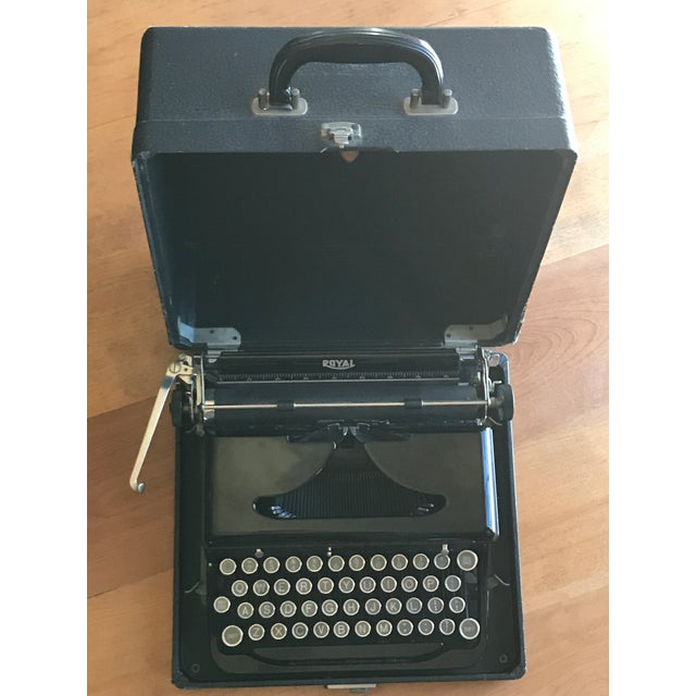 1930&rsquo;s Royal Portable Vintage Typewriter &ldquo;O&rdquo; Model | Chairish