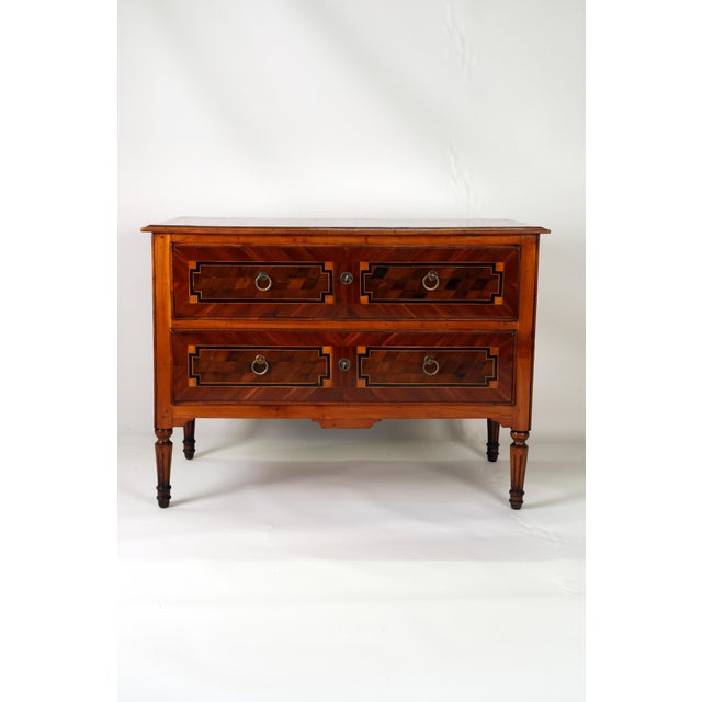 Antique Commode in Walnut, 1790 For Sale - Image 16 of 16