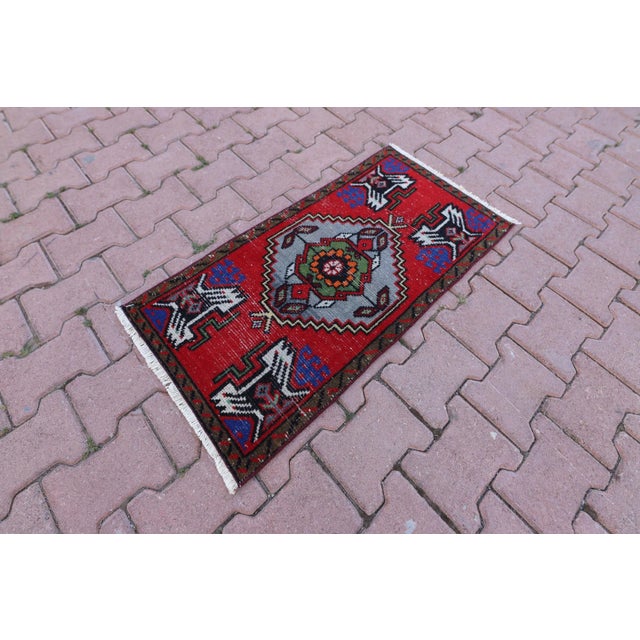 Traditional 1960s Turkish Vintage Hand Knotted Doormat Rug For Sale - Image 3 of 13