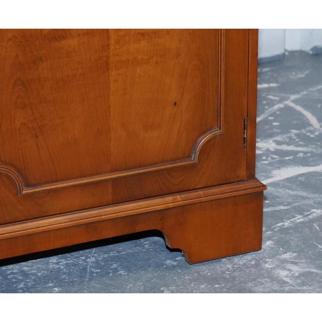 Vintage English Burr Yew Wood 3 Door Glazed Display Bookcase Cabinet For Sale - Image 6 of 18