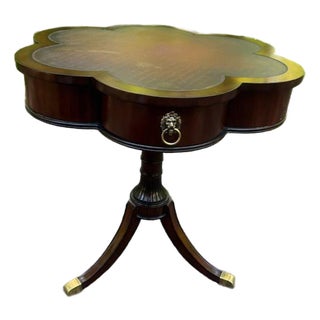Vintage Ducan Phyfe Georgian Style Clover-Shaped Top Mahogany Pedestal Drum Side Table For Sale