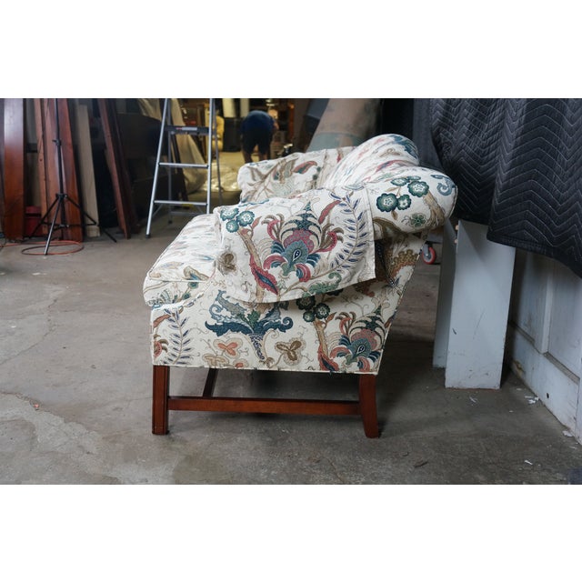 Late 20th Century Earls of High Point Chippendale Mahogany Camelback Settee Loveseat Crewel Fabric For Sale - Image 14 of 18