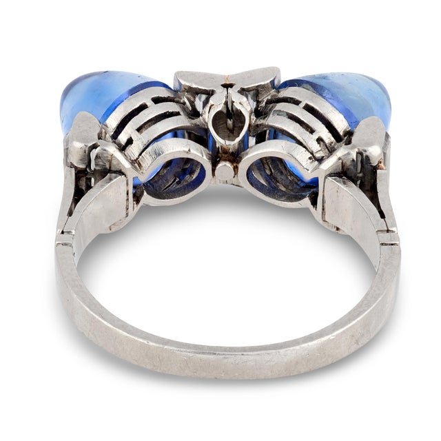 1930s Art Deco 7.00 Carat Sugarloaf Cut Sapphire Diamond Platinum Ring, Size 5 For Sale In Los Angeles - Image 6 of 6