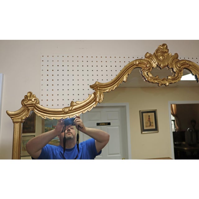 1990s Excellent Quality French Style Gold Gilt Wood Mirror Attributed to LaBarge For Sale - Image 5 of 8