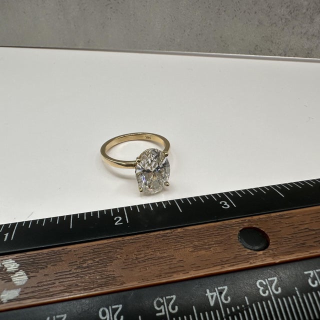Metal 4.12ct Oval Lab Grown Diamond Ring Igi F Vs1 14k Yellow Gold Hidden Halo, Size 7 For Sale - Image 7 of 7