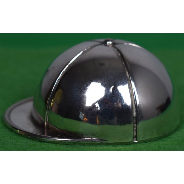Sz: 2 1/2"H x 2 1/4W" x 1 3/8"H