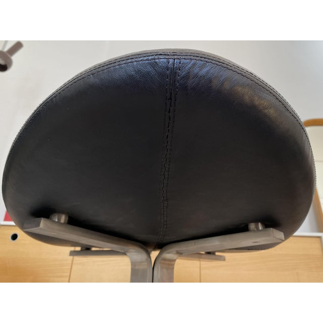 Corona EJ 5 Lounge Chair and Ottoman by Poul Volther for Erik Jørgensen, 1970s, Set of 2 For Sale - Image 11 of 15