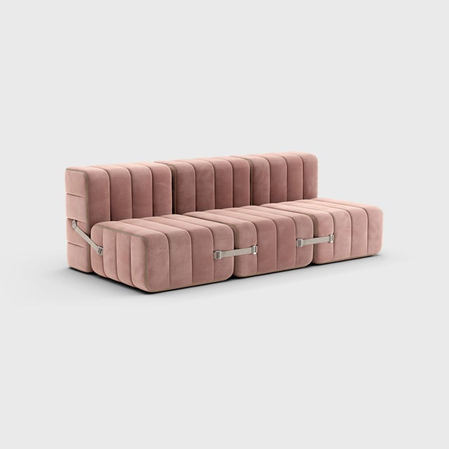 A sofa bed—how boring! Boring, my foot. We’ve actually stopped counting how many configurations you can create with six...