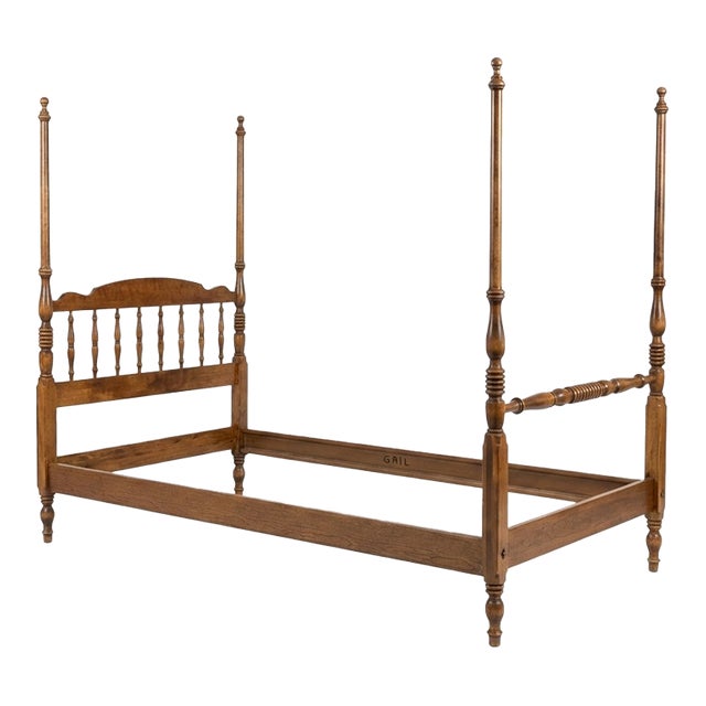 Vintage Ethan Allen Maple Twin XL Size Poster Bedframe For Sale