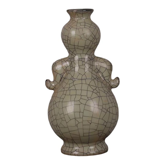 Chinese Ceramic Vase Ge Ware Crackle Glaze Celadon Double Ears Vase For Sale