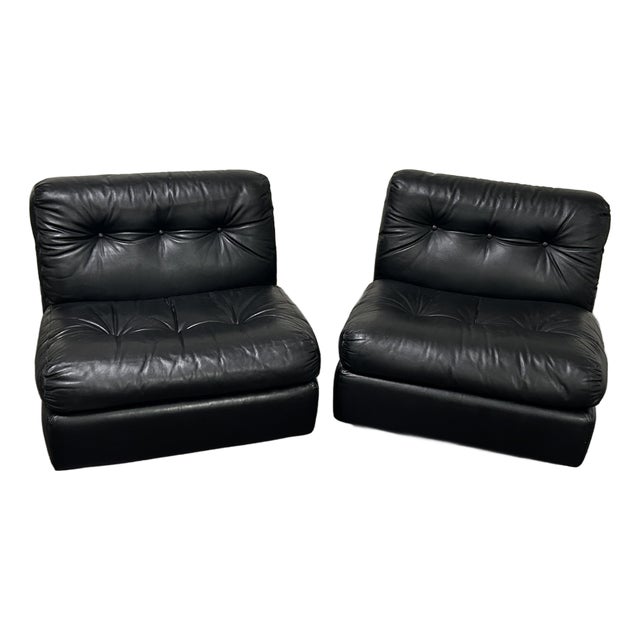 Circa 1970 Original Black Leather Amanta Lounge Chairs by Mario Bellini for C&b Italia For Sale