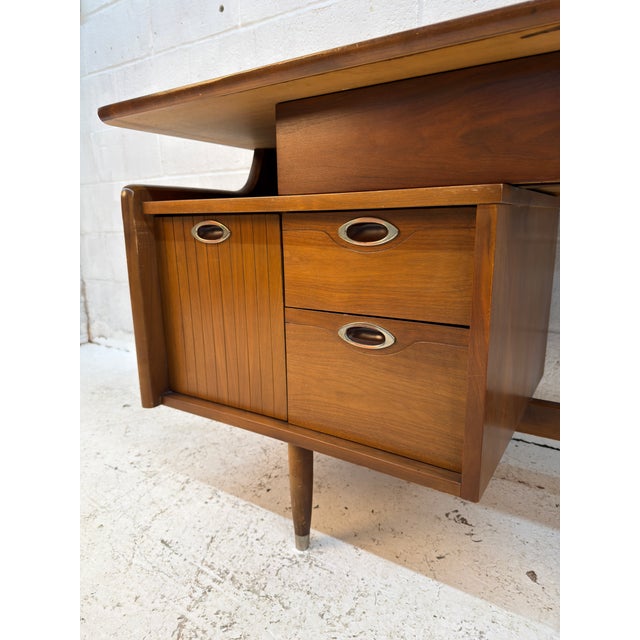 Mid 20th Century Vintage Walnut Desk Attributed to Mainline for Hooker Furniture For Sale - Image 5 of 16