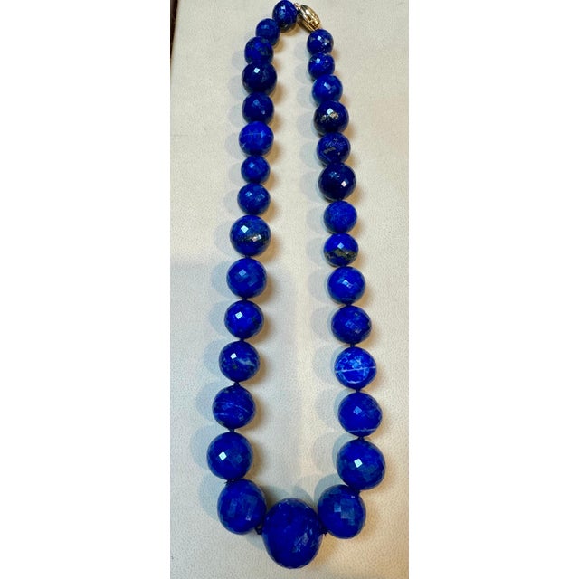 Vintage Lapis Lazuli Single Strand Necklace Yellow Gold 14K Clasp With Diamond For Sale - Image 17 of 18