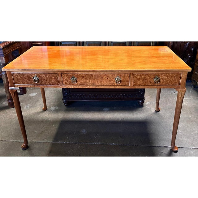 Baker Furniture Company Queen Anne Writing Table Desk For Sale In Los Angeles - Image 6 of 7