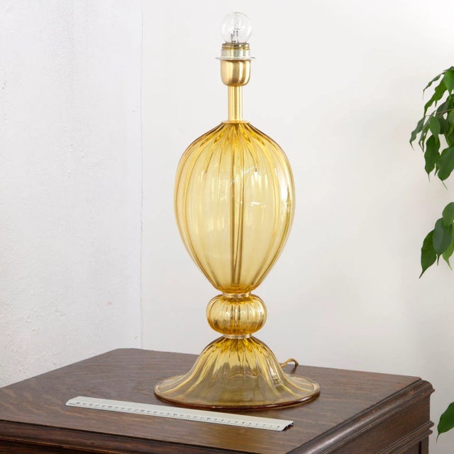 Amber Murano Glass Table Lamp in the style of Mazzega, 1990s For Sale - Image 5 of 12