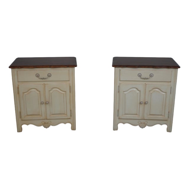 Pair of Ethan Allen Birch Wood French Country Nightstands For Sale