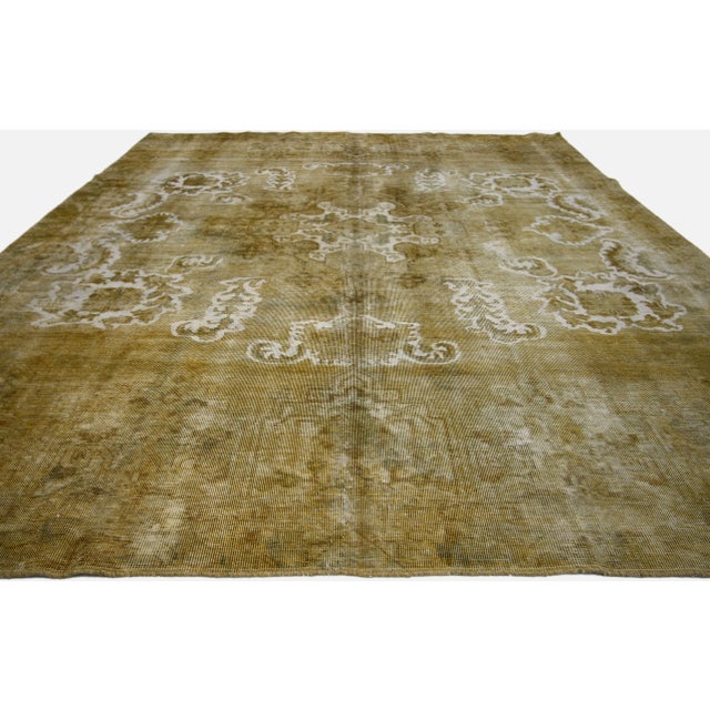 American Distressed Vintage Turkish Rug With Earth-Tone Colors - 08'01 X 11'03 For Sale - Image 3 of 7